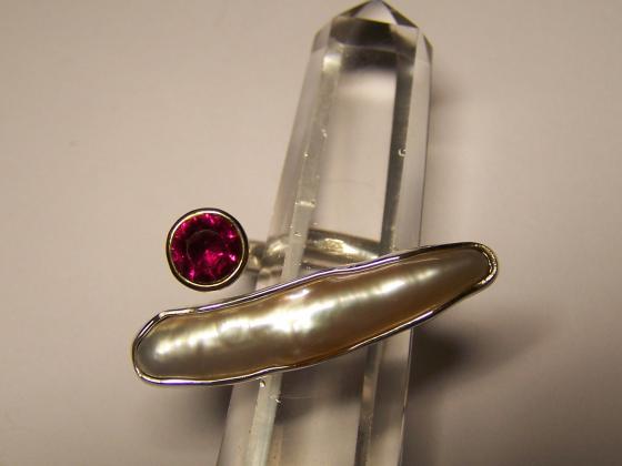 Ring 018