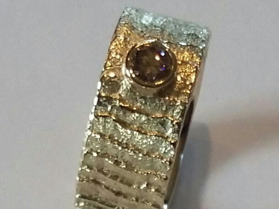 Ring 030
