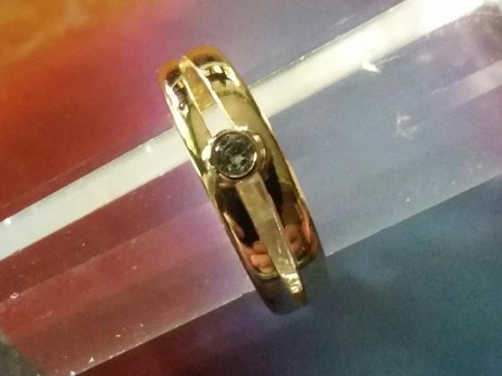 Ring 044